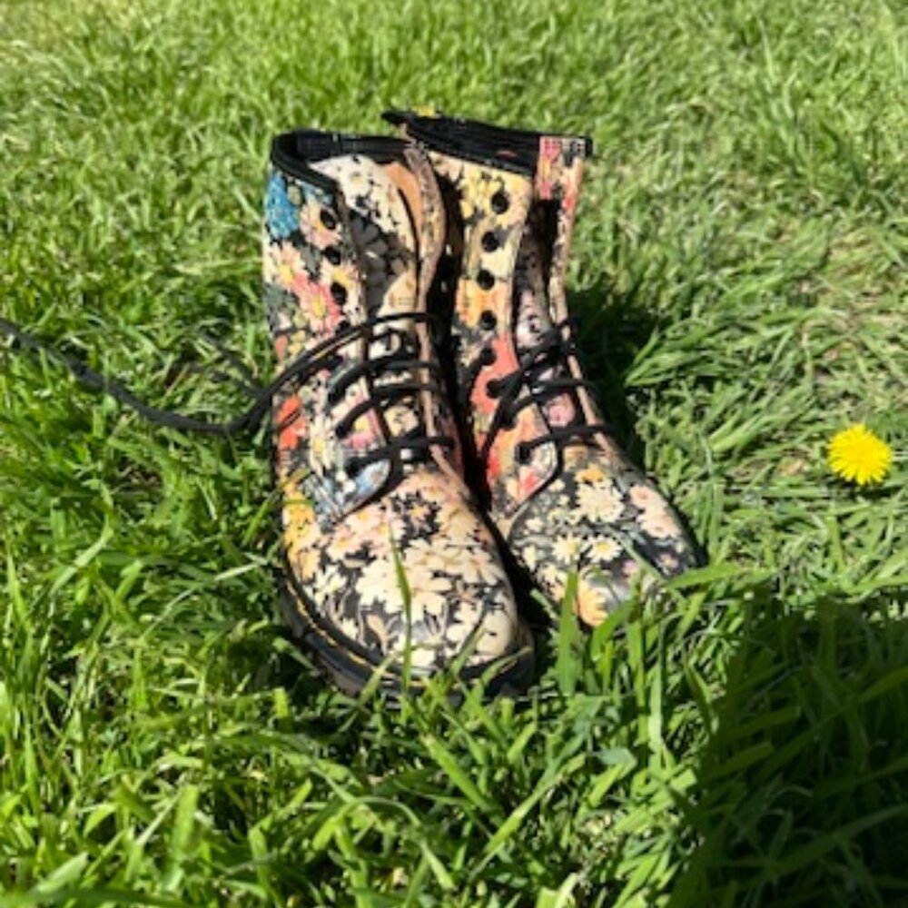 Dr. Martens 1460 Pascal Vintage Bouquet Floral Boots – UK 3 /‎ US Women’s 5